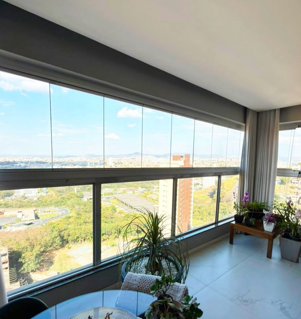 Apartamento de 3 qtos, com vista livre e panorâmica, em condomínio com estrutura de lazer completa!